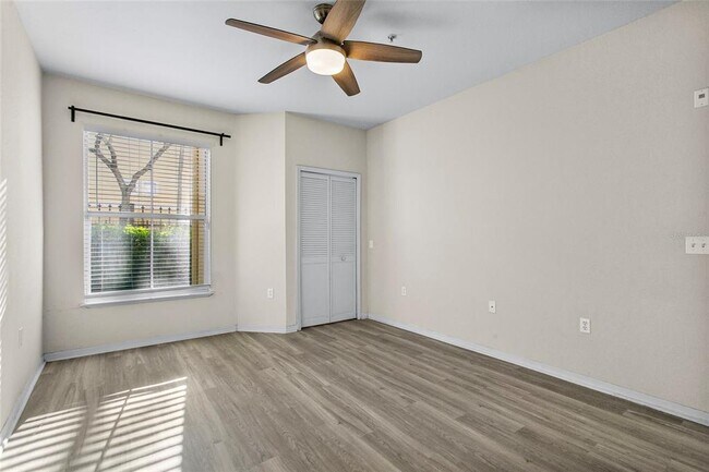 Building Photo - 1150 Lake Shadow Cir