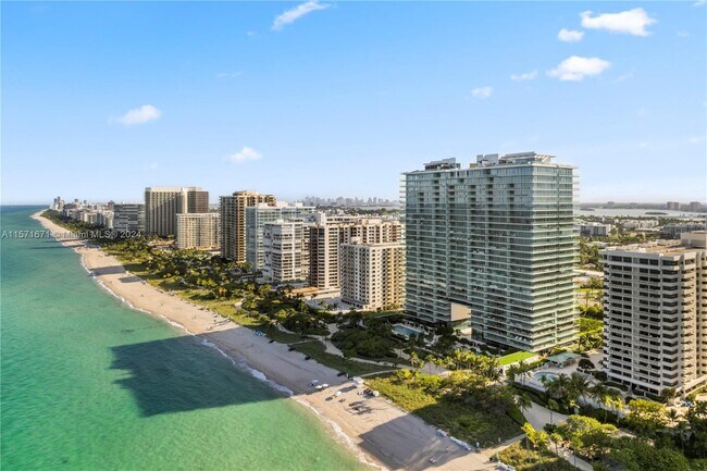 Building Photo - 10203 Collins Ave