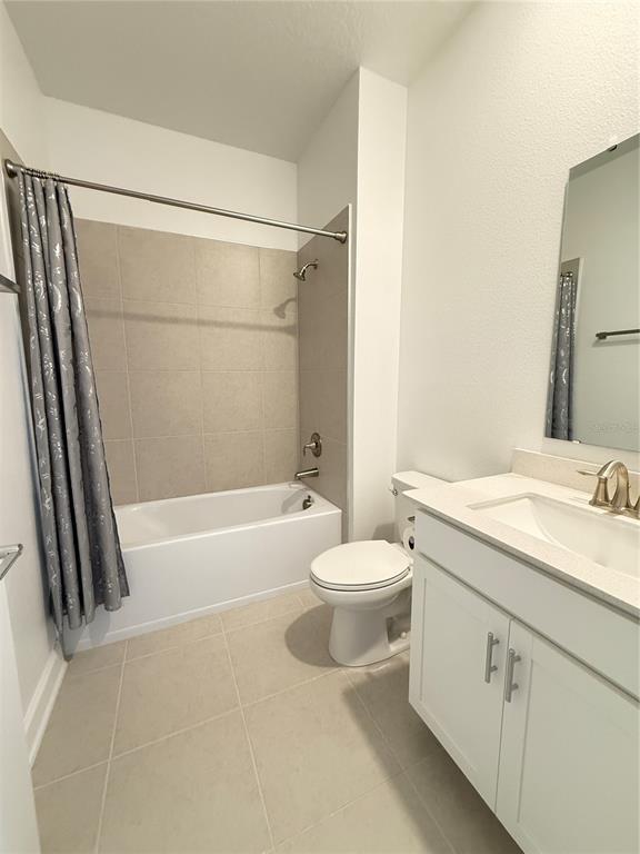 Building Photo - 7117 Dilly Lake Ave