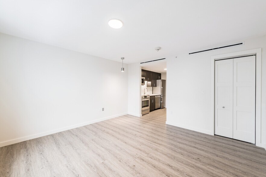 Building Photo - 1500 Hancock St