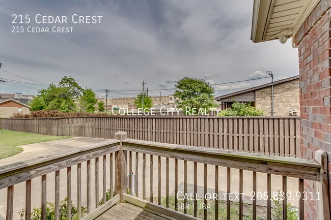 Building Photo - 215 Cedar Crest