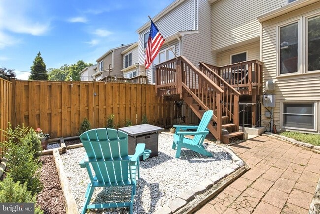 Building Photo - 6123 Joust Ln