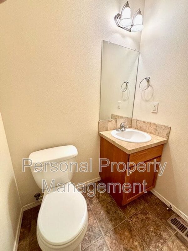 Building Photo - 3371 NW 47th Dr