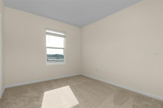 Building Photo - 2206 Tay Wes Dr