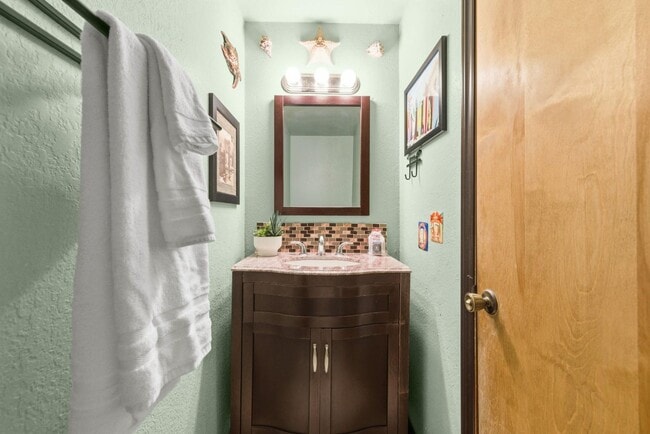 Building Photo - 731 Seacoast Dr