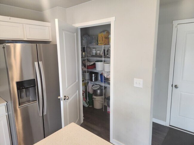 Building Photo - 4175 Cheyenne Ct
