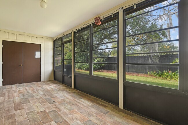 Building Photo - 3608 Bay Ct