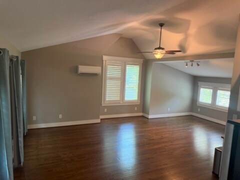 Building Photo - 1836 Nassau Blvd
