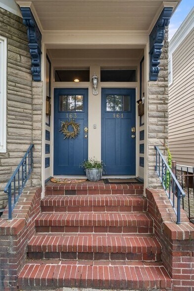 Building Photo - 161 N St