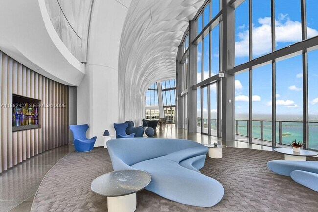 Building Photo - 1000 Biscayne Blvd