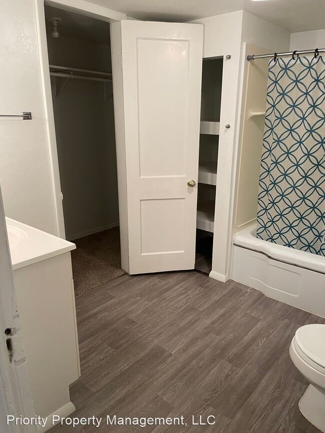 Building Photo - 1 br, 1 bath House - 302 S Emerson