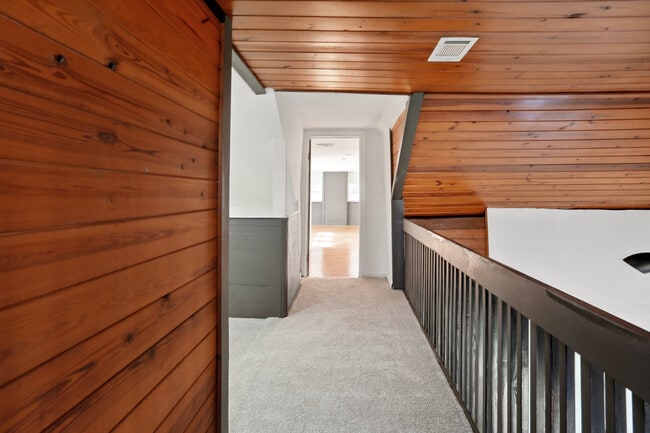 Building Photo - 1512 Flat Shoals Rd