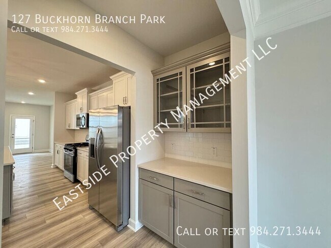 Building Photo - 127 Buckhorn Br Pk