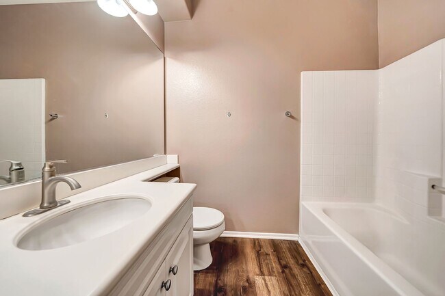 Building Photo - 24063 Avocado Ln