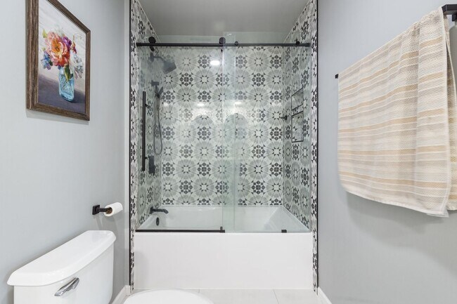 Building Photo - 375 Partridge Ct