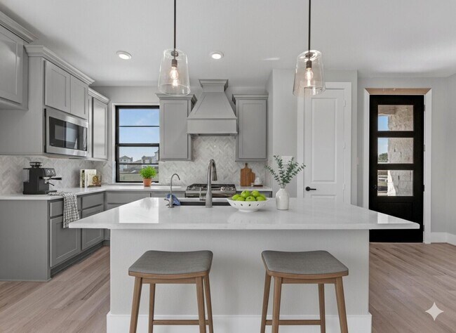 Building Photo - 12038 Royal Oaks Banner Wy