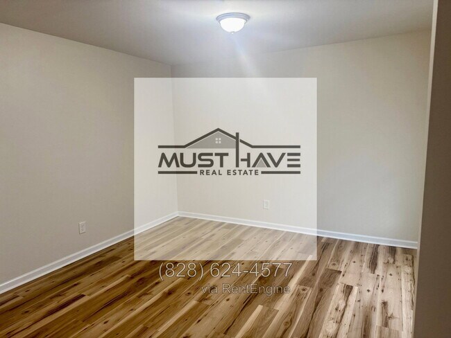 Building Photo - 15 Harvest Ridge Dr
