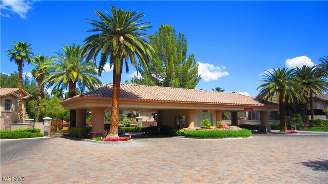 Building Photo - 2050 W Warm Springs Rd