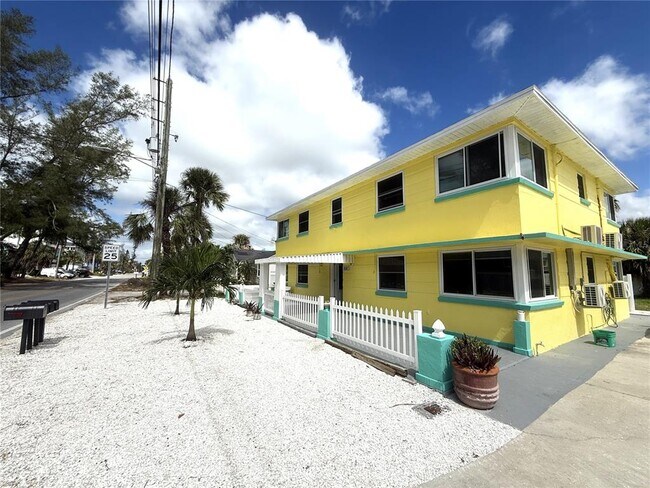 Primary Photo - 8301 W Gulf Blvd