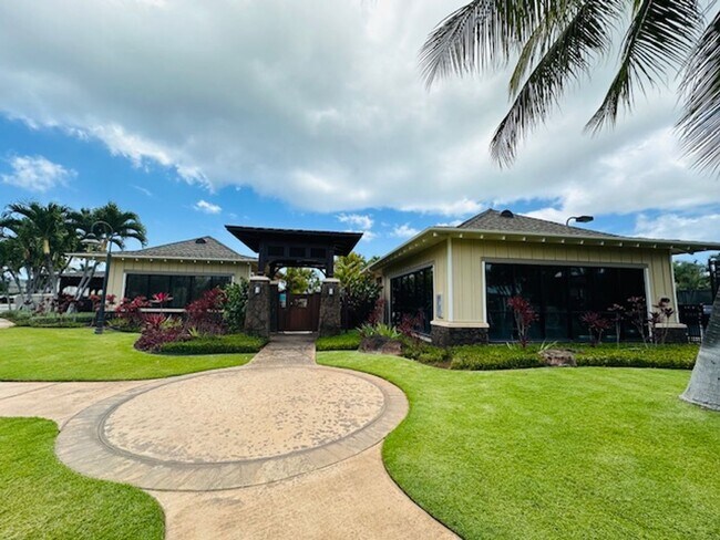 Building Photo - 3 Bedroom, 2 Bathroom Attached Home (Ka Makana at Hoakalei)
