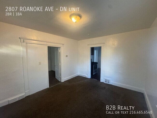 Building Photo - 2807 Roanoke Ave