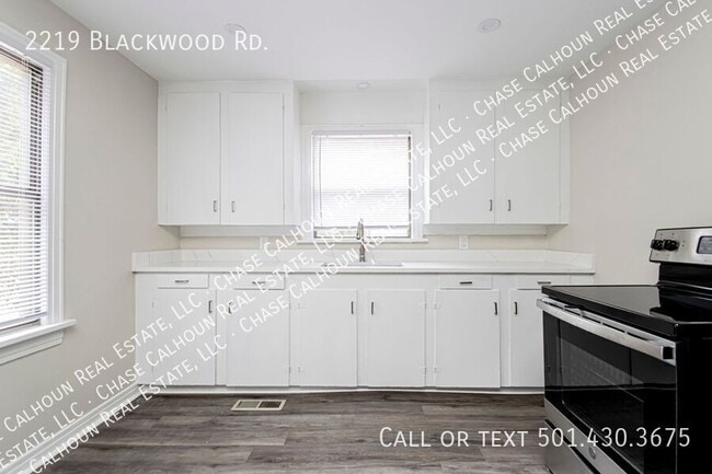 Building Photo - 2219 Blackwood Rd