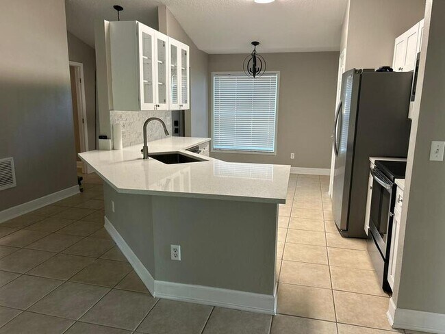Building Photo - 912 Park Valley Cir