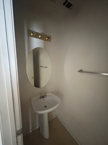 Building Photo - 5705 Redstone Dr