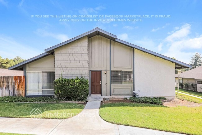 Building Photo - 6059 Ave Juan Diaz