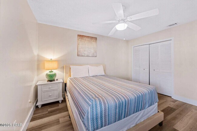 Building Photo - 120 Bonnie Ln