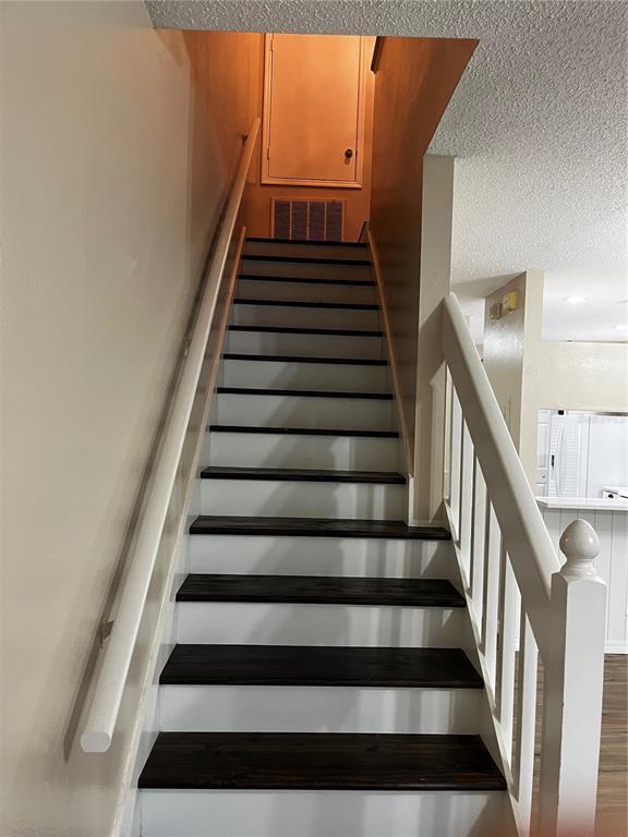 Building Photo - 8526 HUNTERS KEY Cir