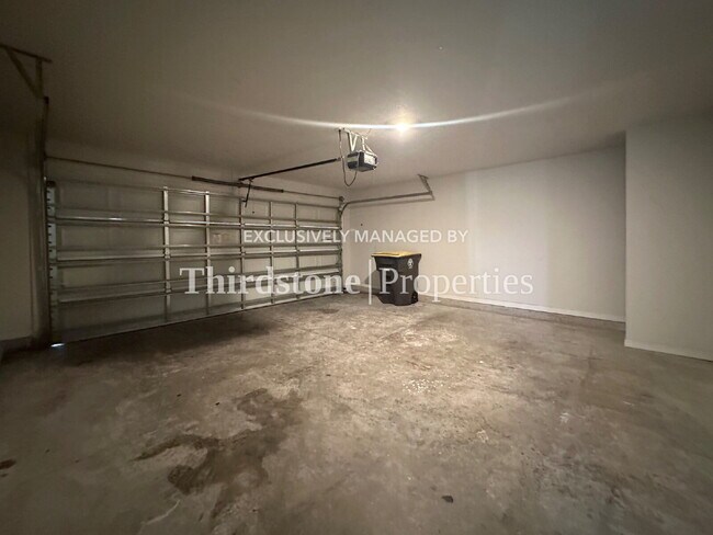 Building Photo - 1373 Tan Tara Trl