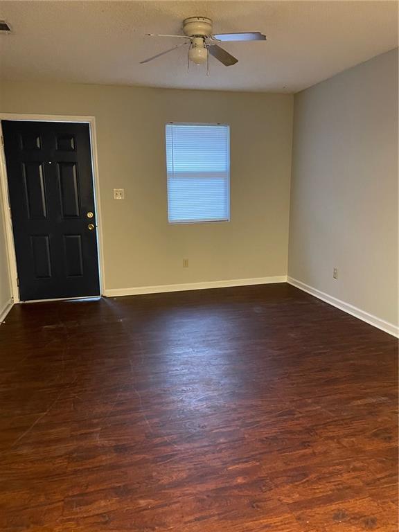 Building Photo - 209 Urbana Oaks Cir