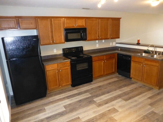 Building Photo - Stewarts Landing Neighborhood, Easy access to I-24