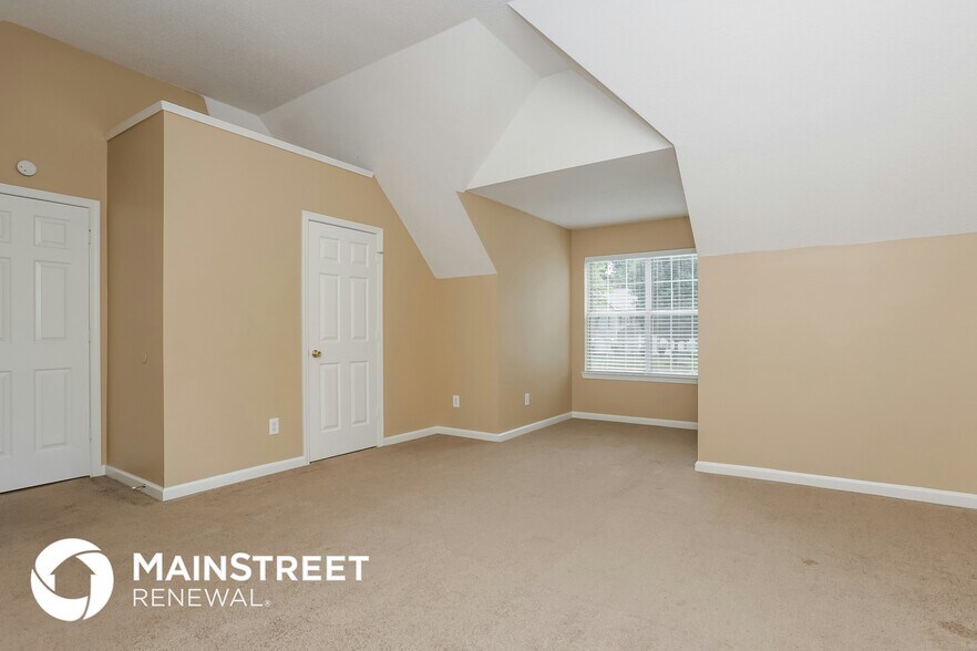 Building Photo - 4530 Talon Way