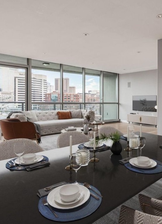Building Photo - Miranova Suite 720