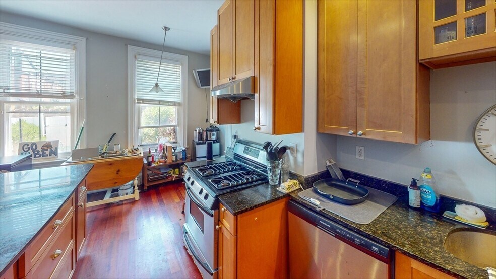 Building Photo - 58 P St