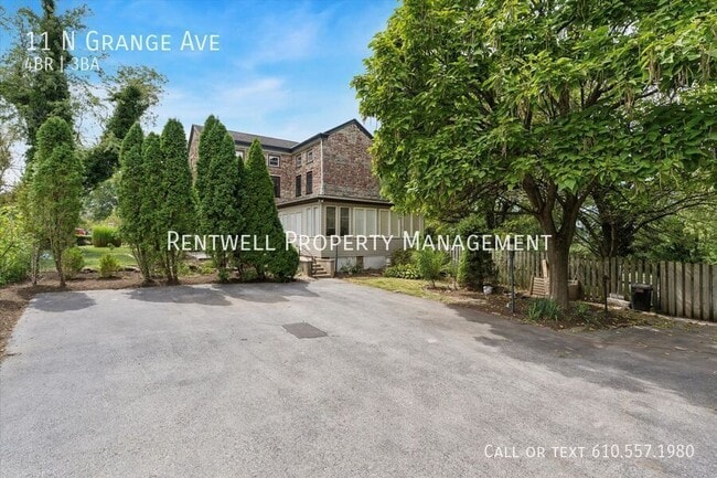 Building Photo - 11 N Grange Ave