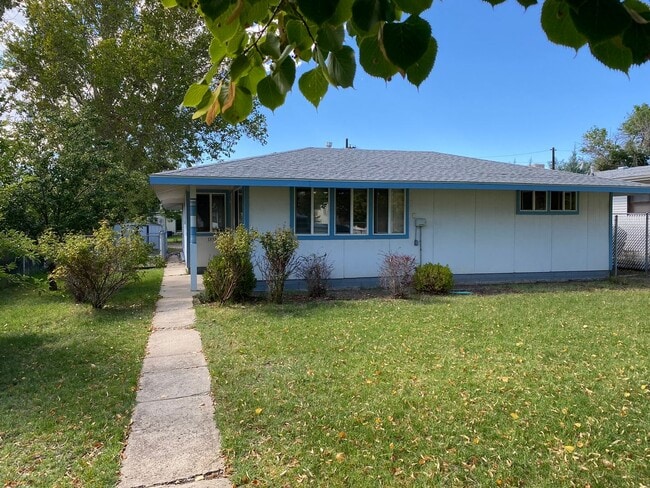 Primary Photo - Cozy 4-Bedroom, 2-Bath Home Near CMU!