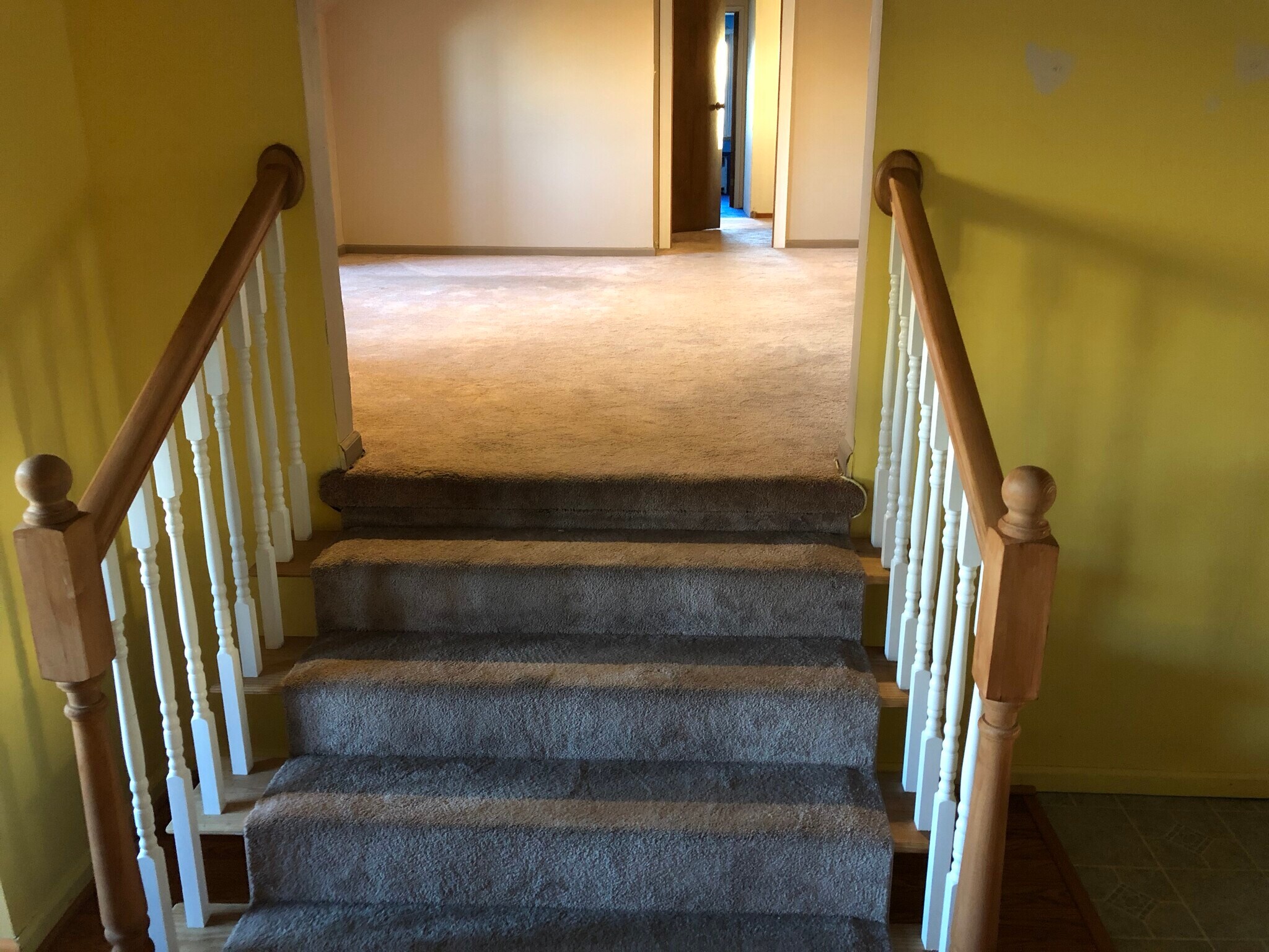 Steps to the living room - 361 Chestnut Ave