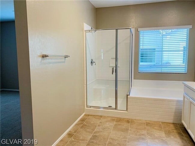 Building Photo - Amazing 2 story townhouse for lease!