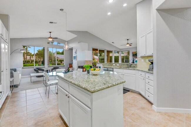 Building Photo - 67361 N Laguna Dr