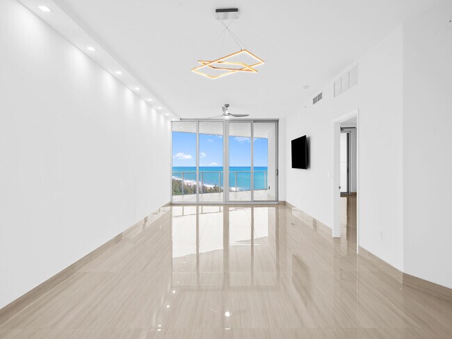 Building Photo - 701 N Fort Lauderdale Beach Blvd