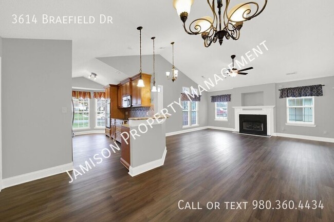 Building Photo - 3614 Braefield Dr