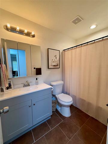 Building Photo - 2922 Custer Dr