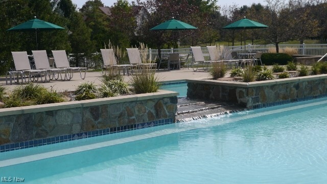 Building Photo - 1305 Fieldstone Ct