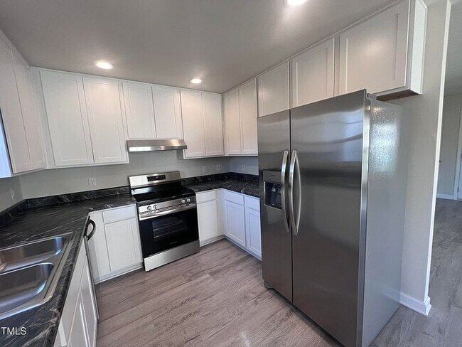 Building Photo - Build Equity While Leasing - Lease and Own...