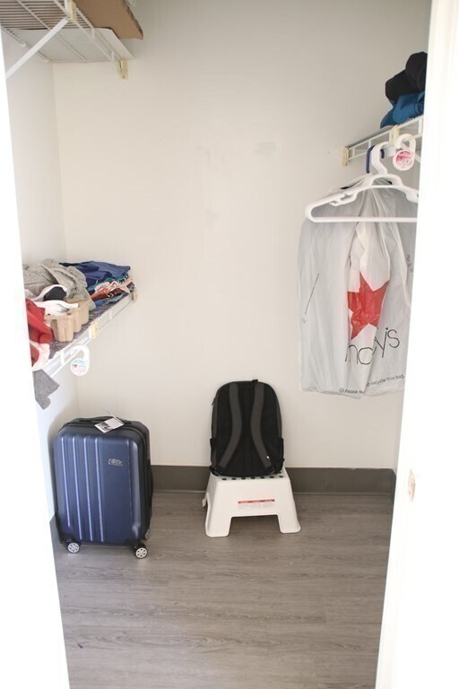 Building Photo - 21 Linden St