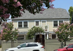 Street view - 1011 1/2 N Coronado St