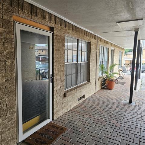 Building Photo - 5818 E University Blvd